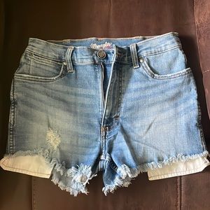 Wrangler cut off shorts